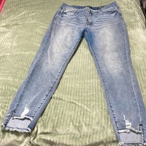 Judy blue relaxed fit jeans 15